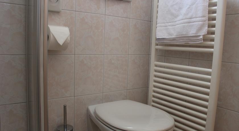 Schenna Garni Eden Bed & Breakfast Chambre photo